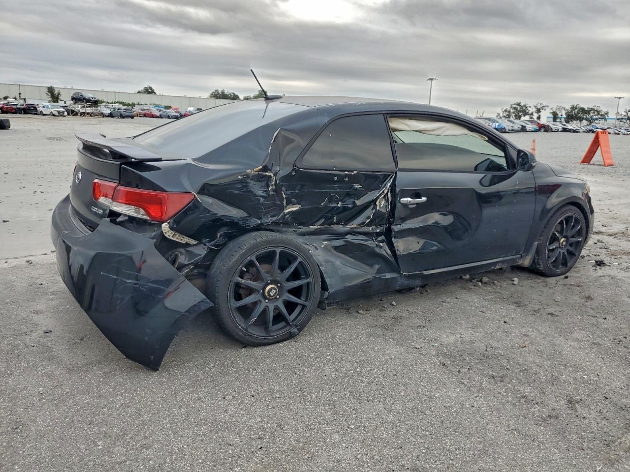 2012 Kia Forte Koup Ex - Image 3