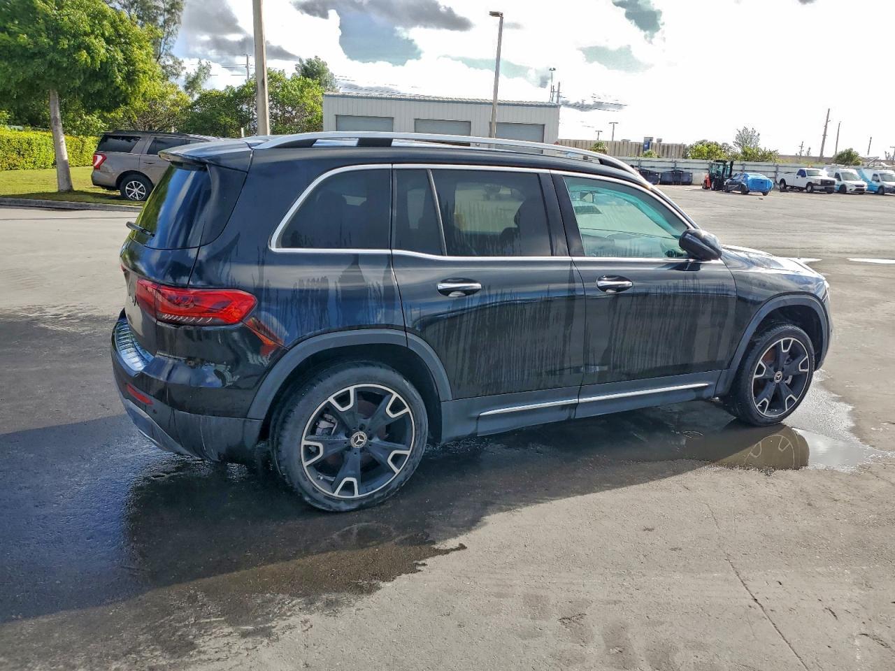 2023 Mercedes-Benz Glb 250 - Фото 3
