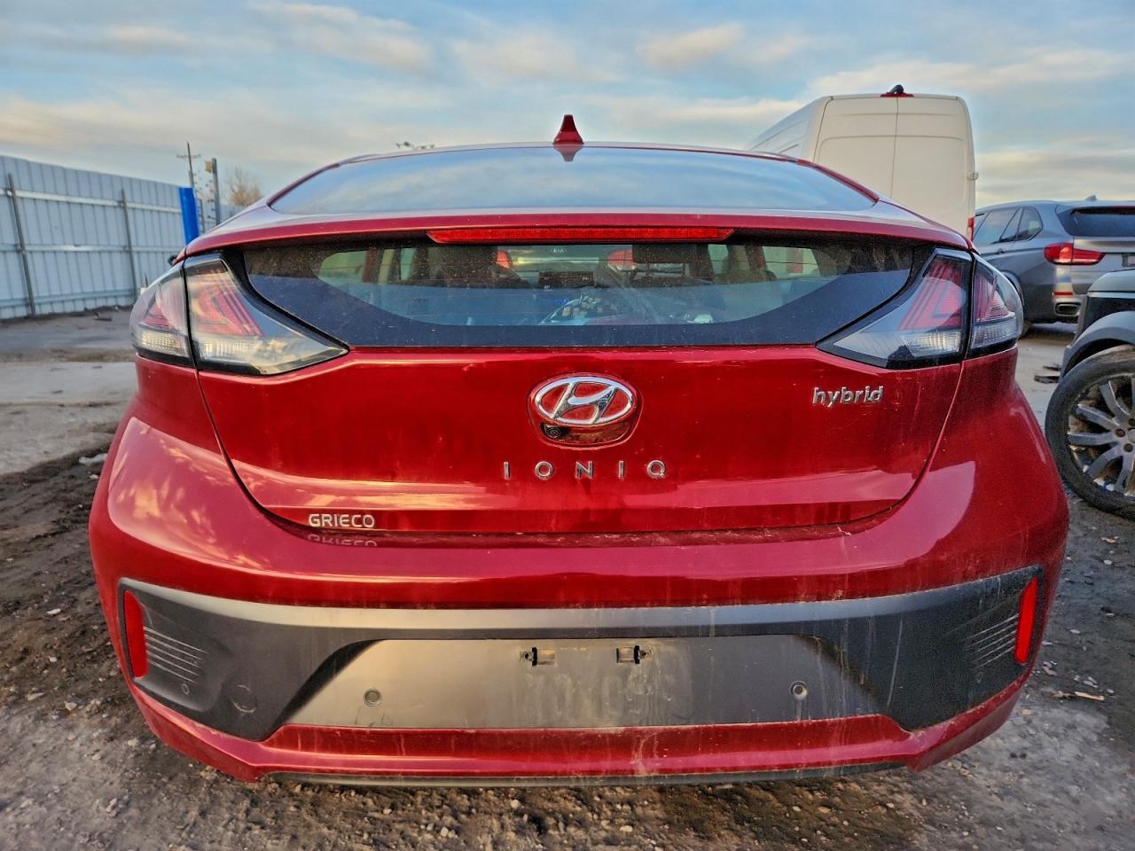 2022 Hyundai Ioniq Limited - Image 6