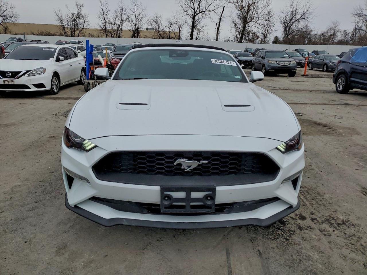 2023 Ford Mustang - Фото 5