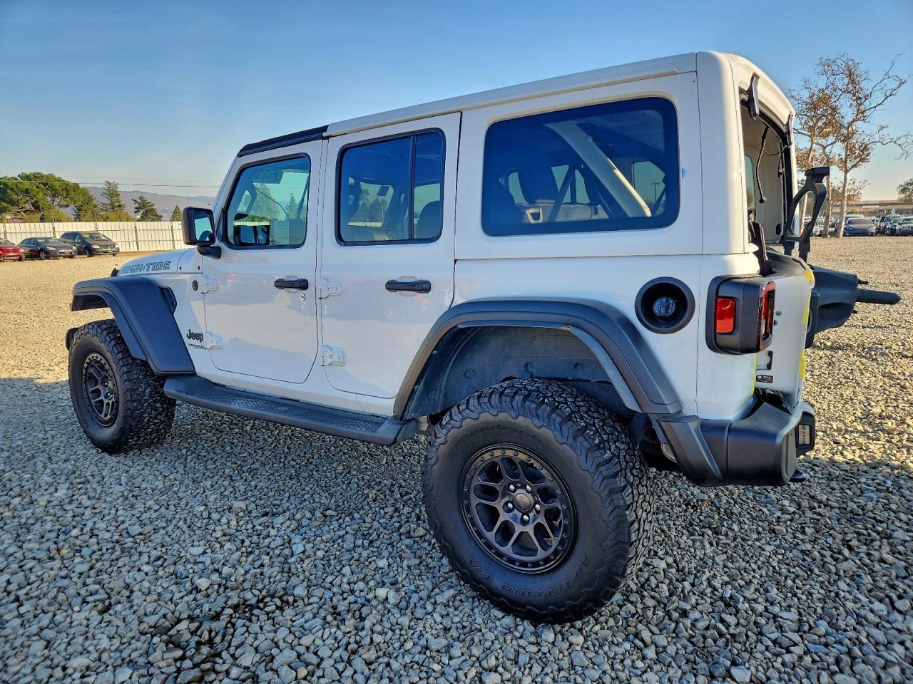 2022 Jeep Wrangler Unlimited Sport - Фото 2