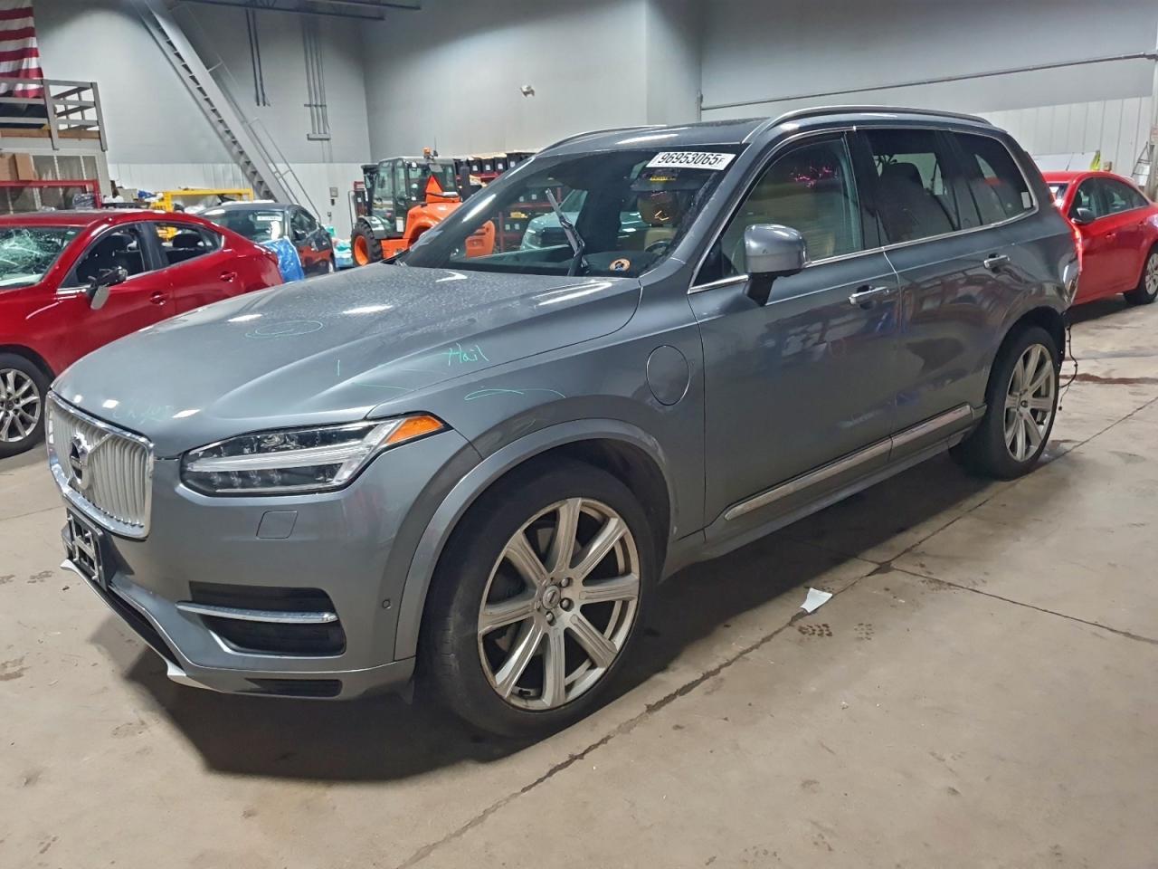 2017 Volvo Xc90 T8