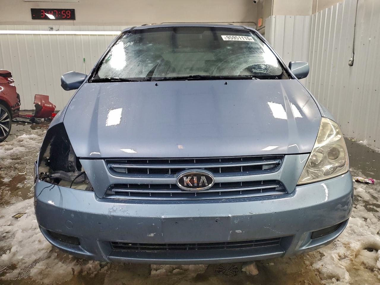 2009 Kia Sedona Ex - Image 5