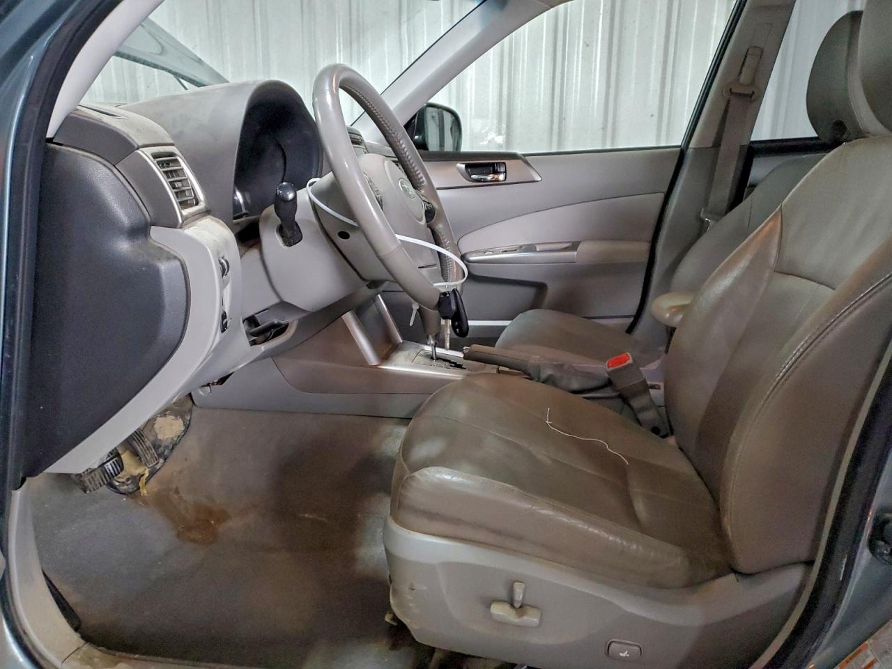 2010 Subaru Forester 2.5X Limited - Image 7