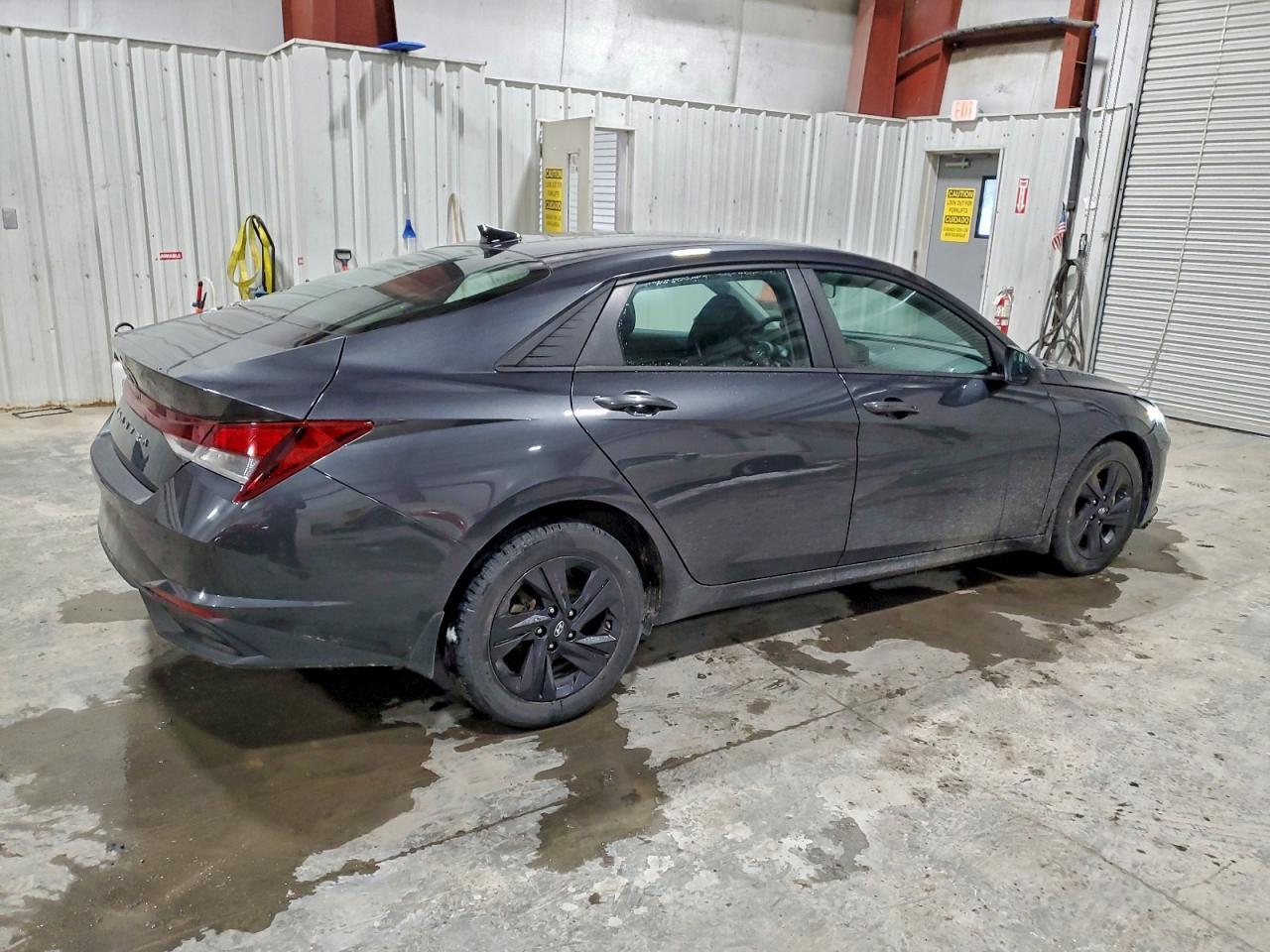 2022 Hyundai Elantra Sel - Фото 3