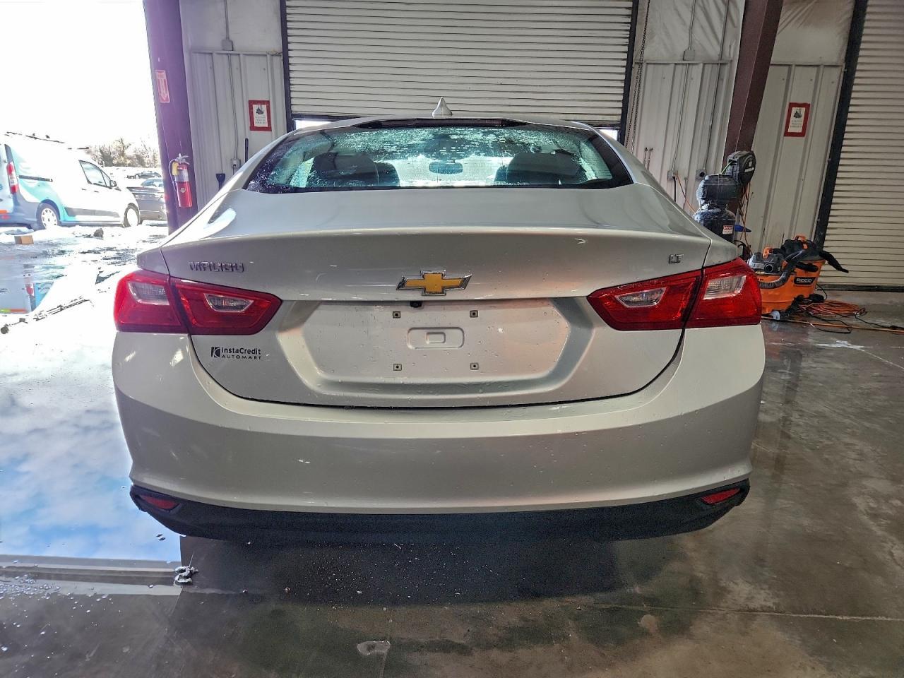 2017 Chevrolet Malibu Lt - Image 6