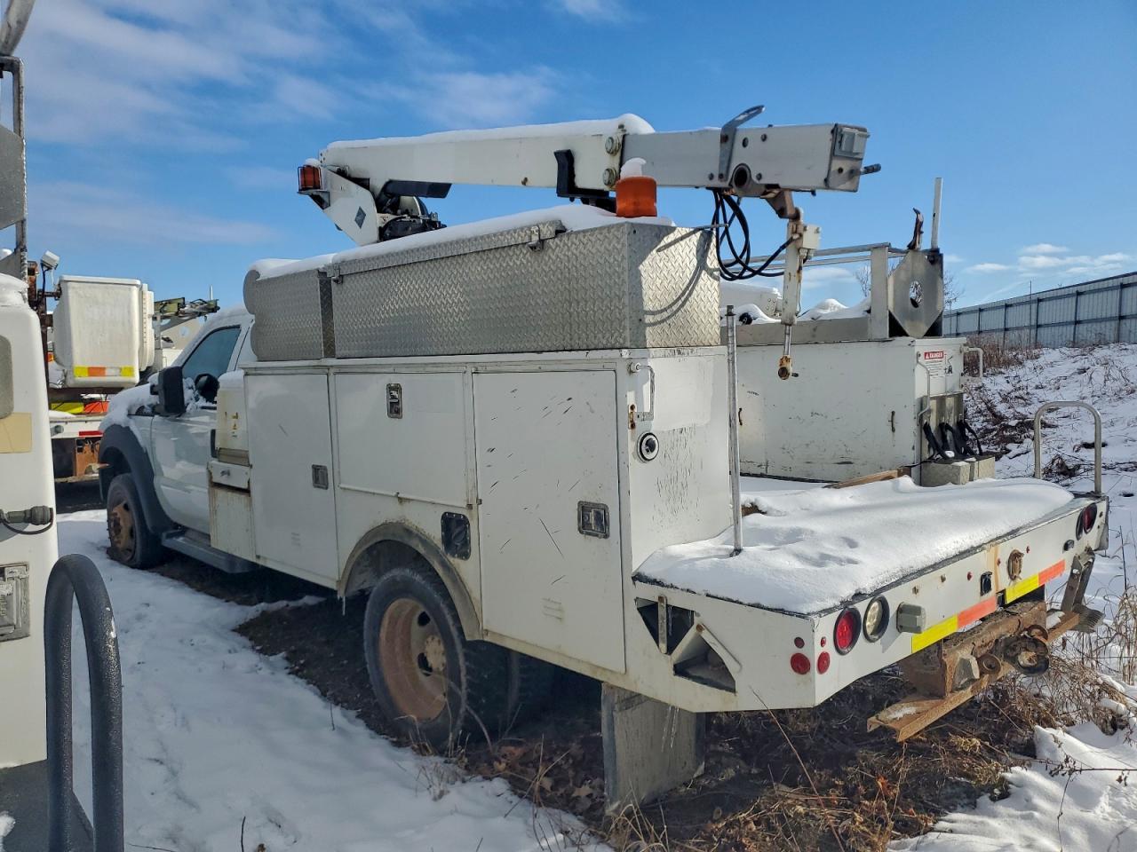 2013 Ford F450 Super Duty - Image 2