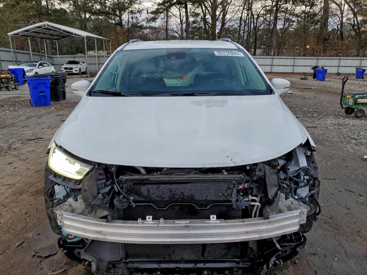 2021 Chrysler Pacifica Touring L - Фото 5