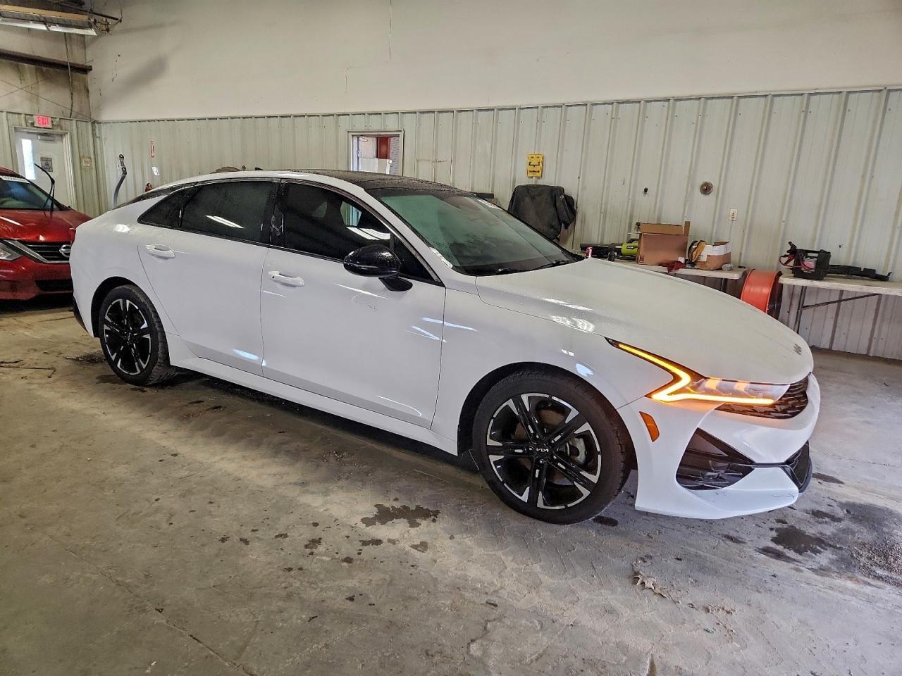 2024 Kia K5 Gt Line - Image 4