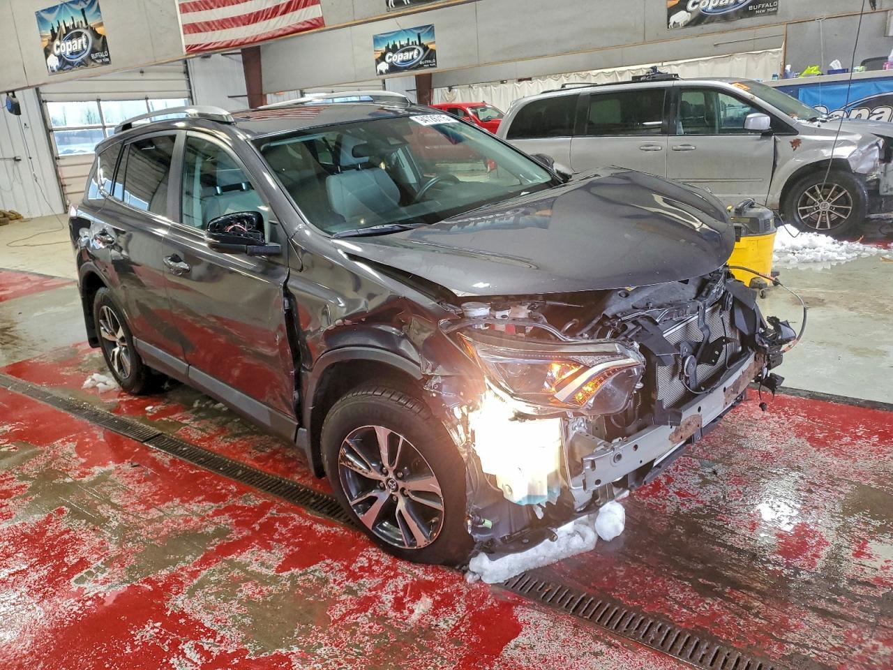 2018 Toyota Rav4 Adventure - Фото 4