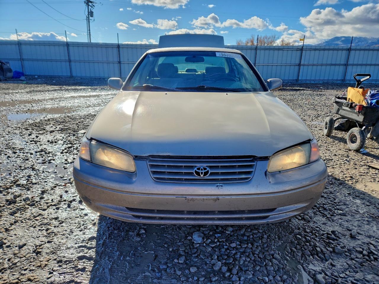 1999 Toyota Camry Le - Фото 5