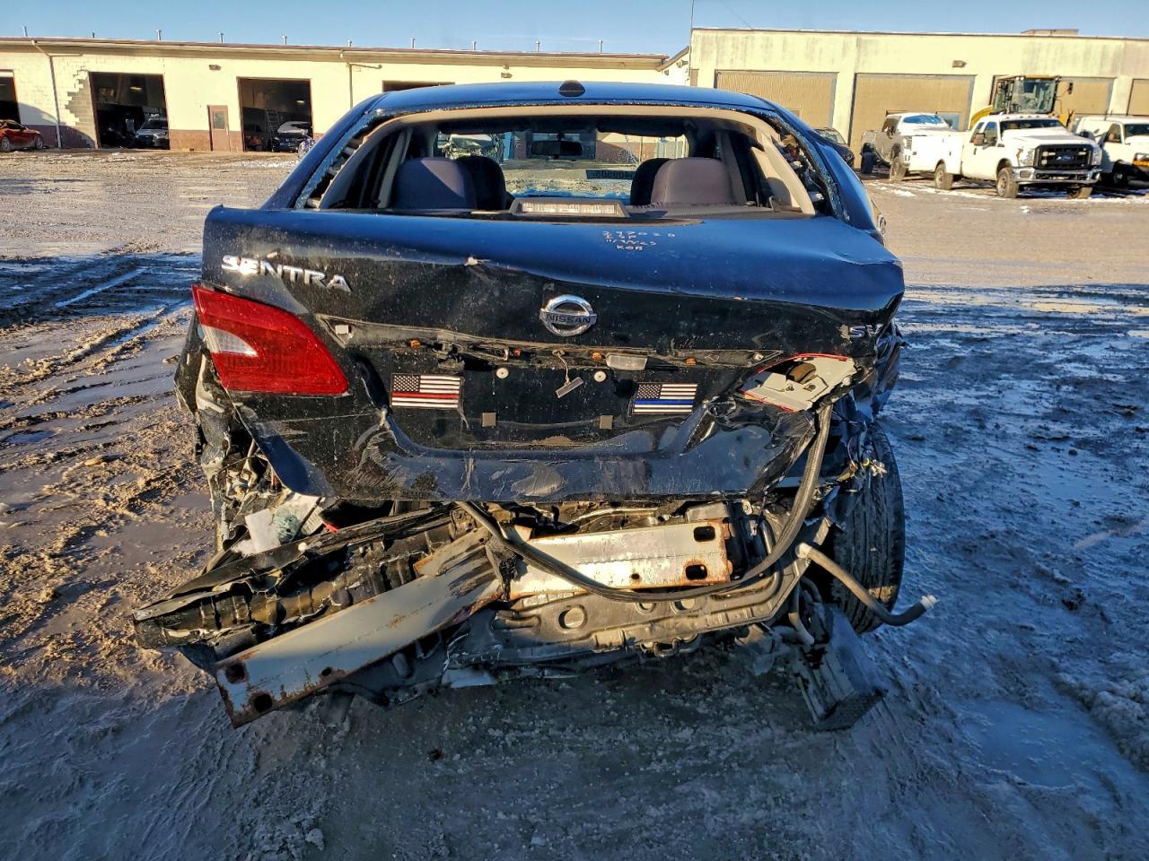 2016 Niss Sentra S - Image 6