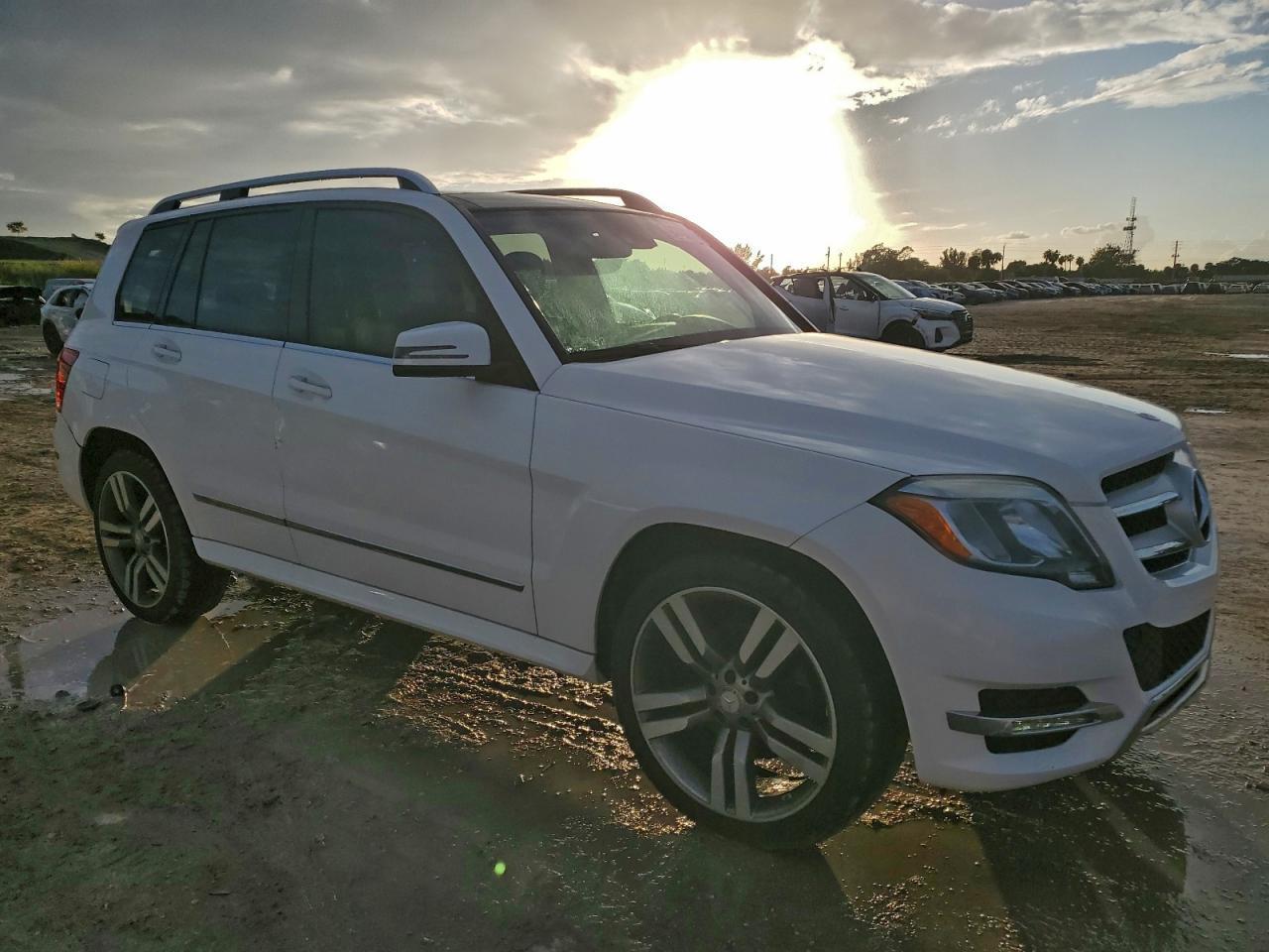 2015 Mercedes-Benz Glk 350 - Image 4