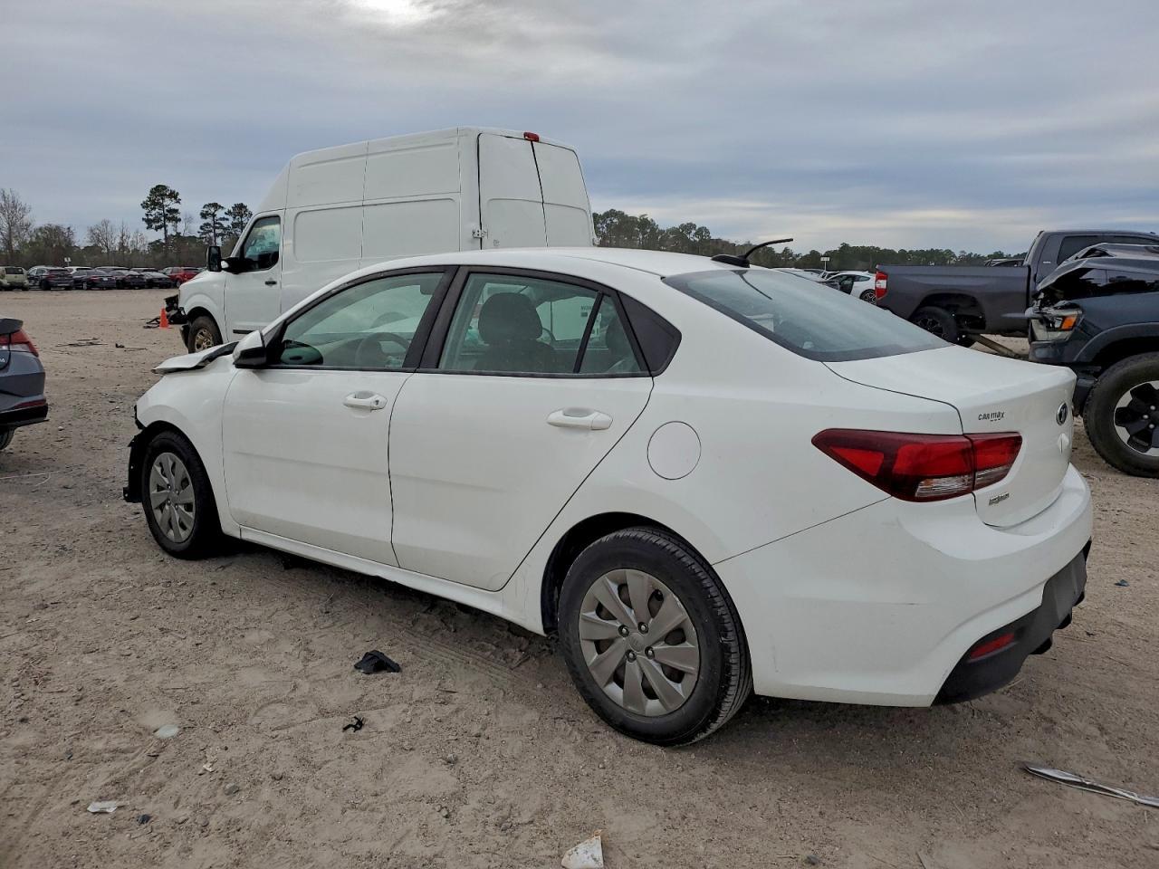 2019 Kia Rio S - Фото 2