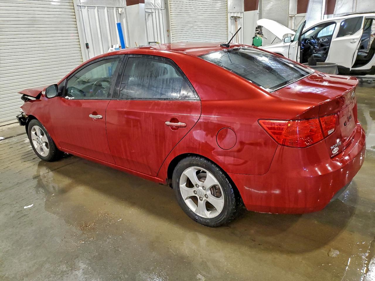 2010 Kia Forte Ex - Image 2