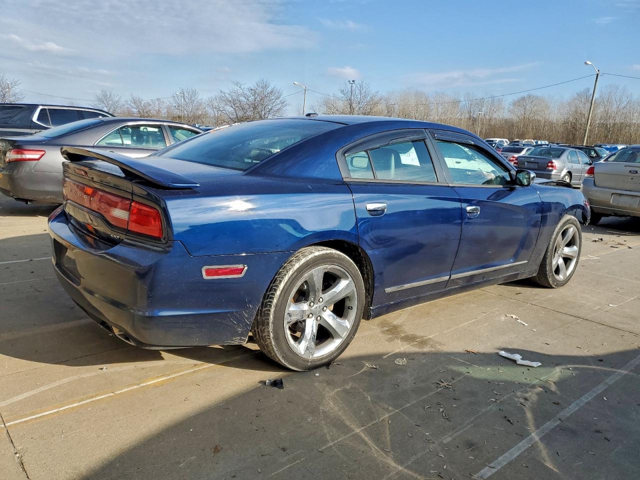 2014 Dodge Charger Sxt - Image 3
