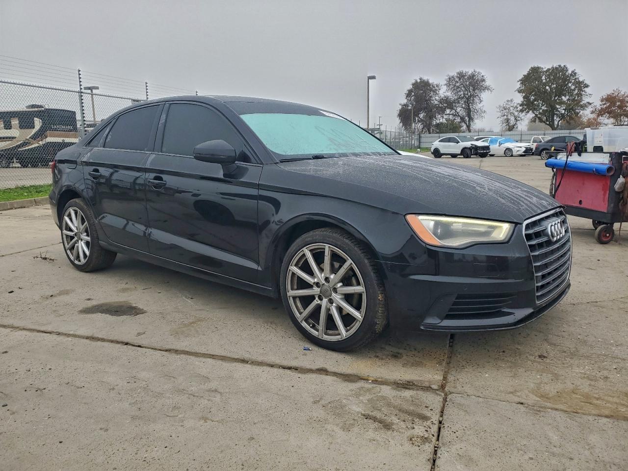 2015 Audi A3 Premium - Фото 4
