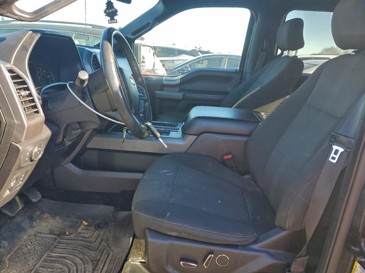 2017 Ford F150 Supercrew - Фото 7