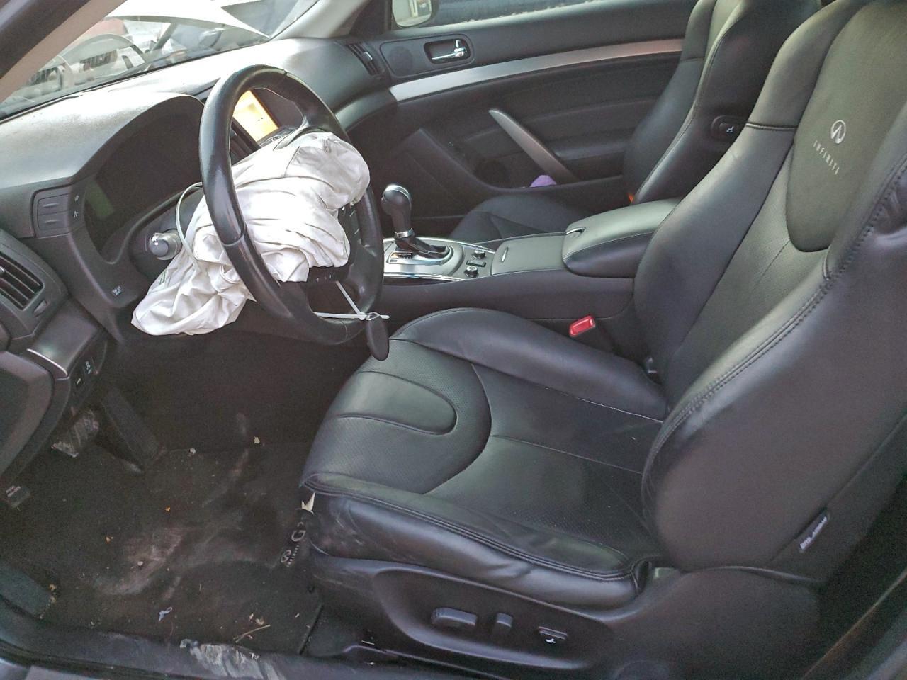 2012 Infiniti G37 - Image 7