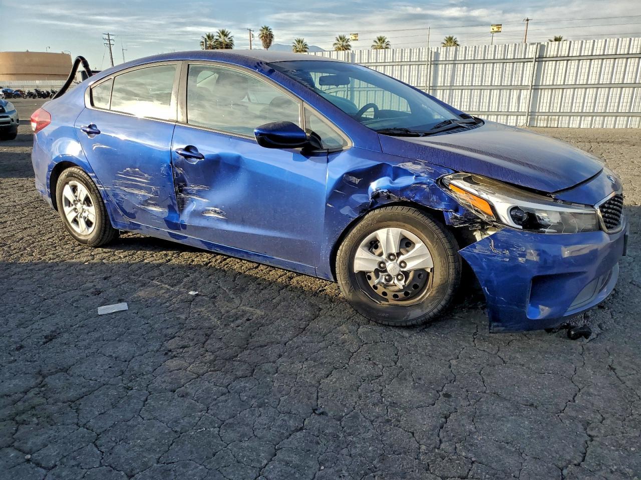 2017 Kia Forte Lx - Фото 4