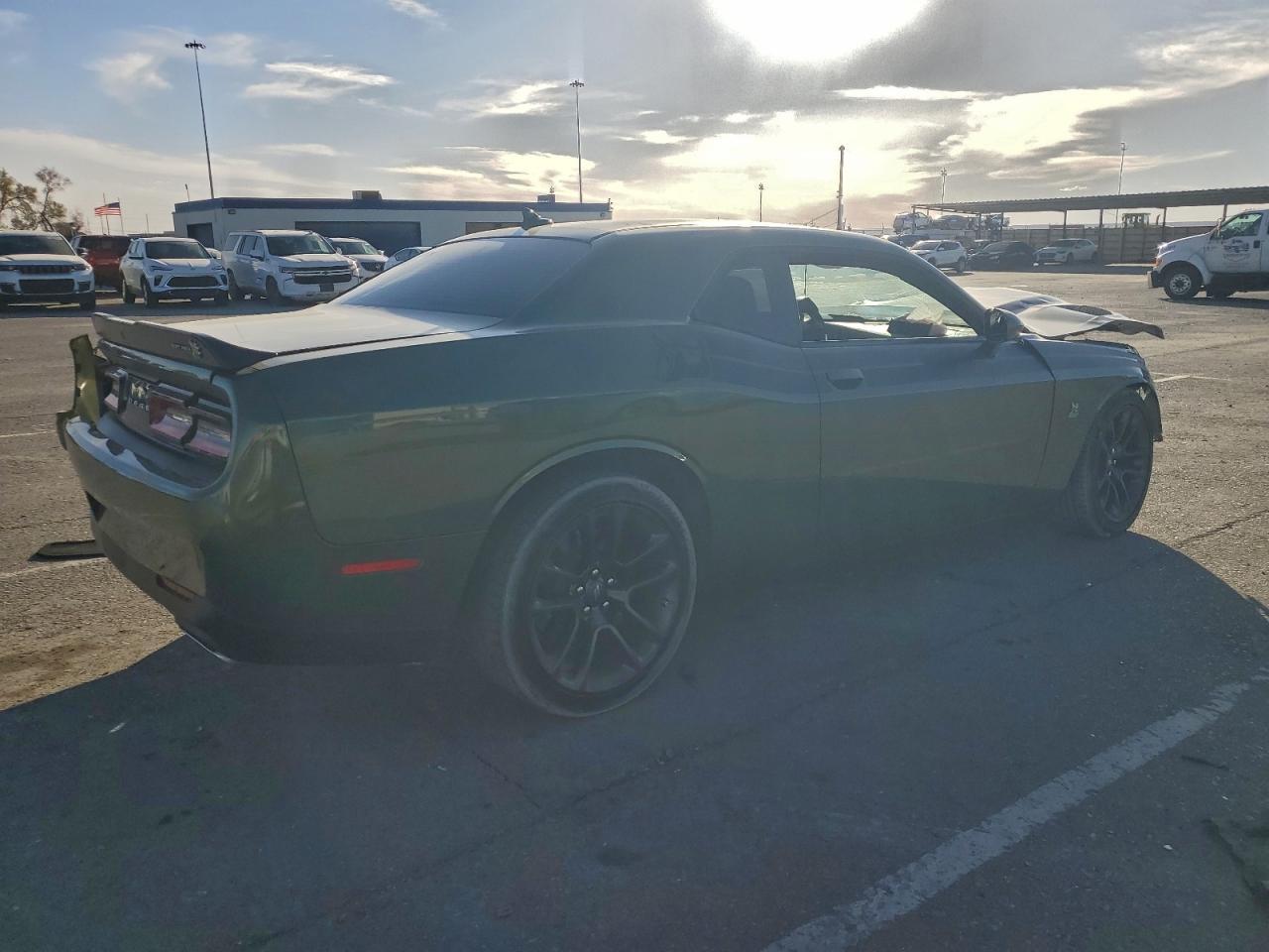 2022 Dodge Challenger R - Image 3