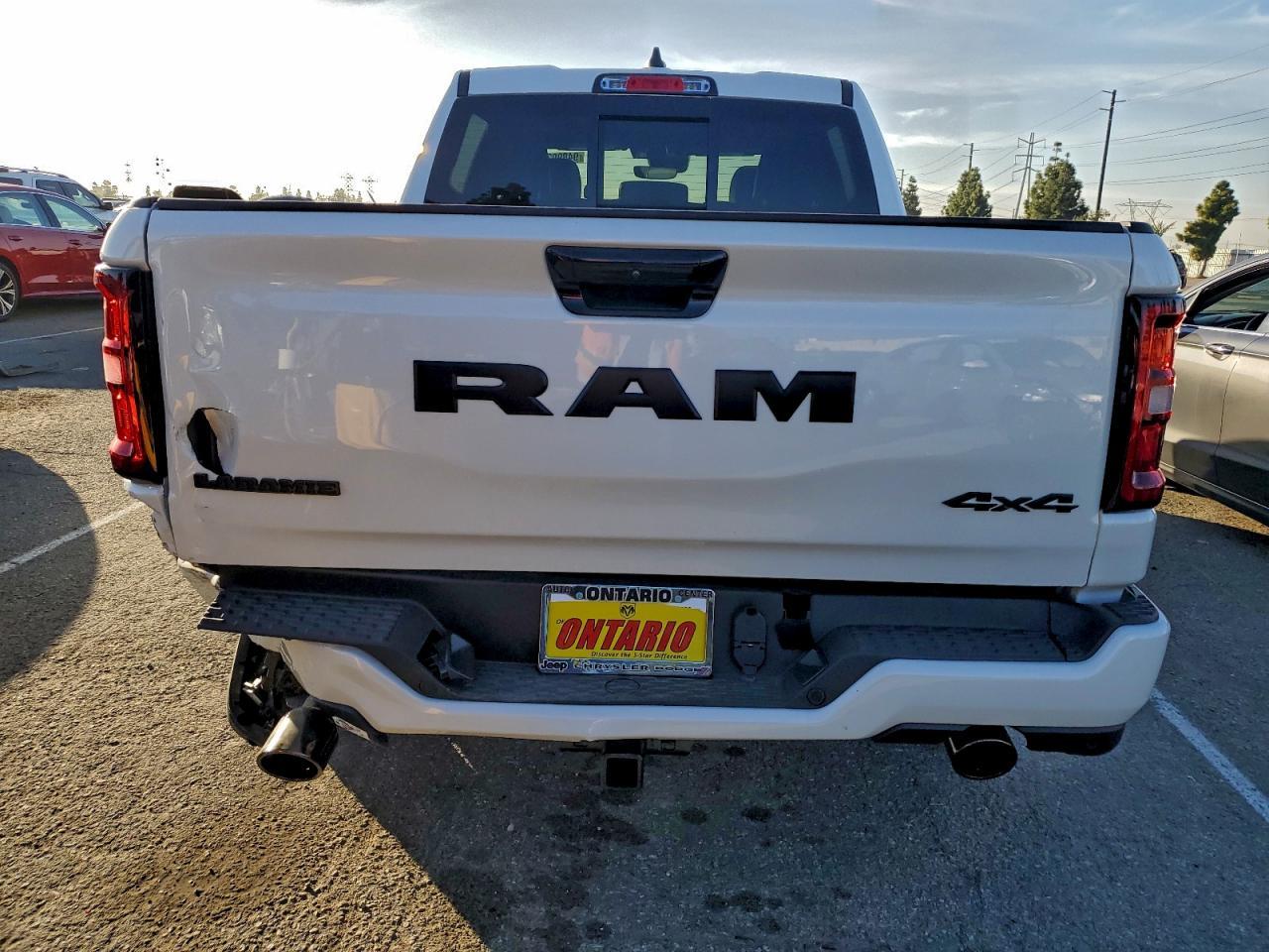 2025 Ram 1500 Laramie - Фото 6