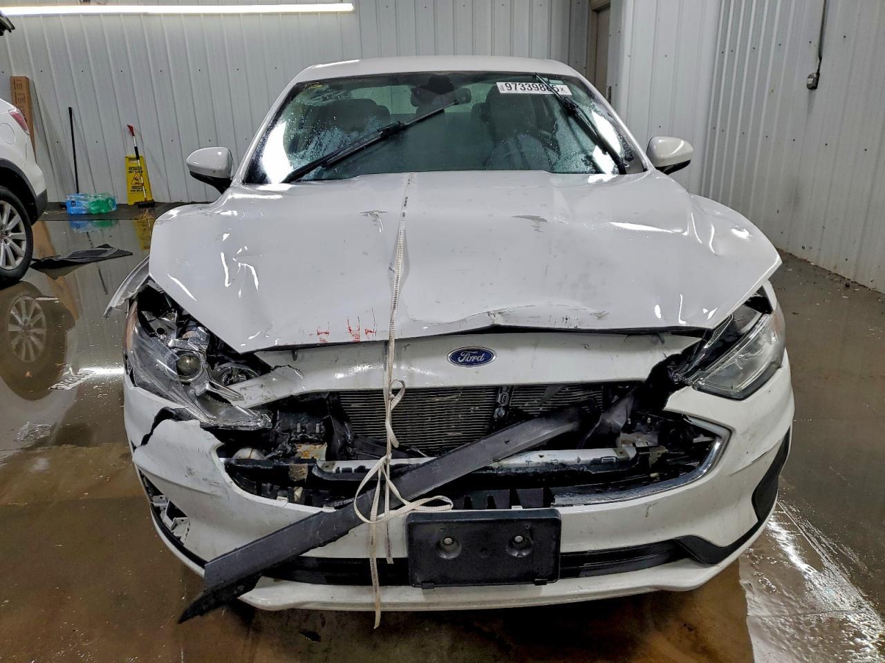 2020 Ford Fusion Se - Image 5