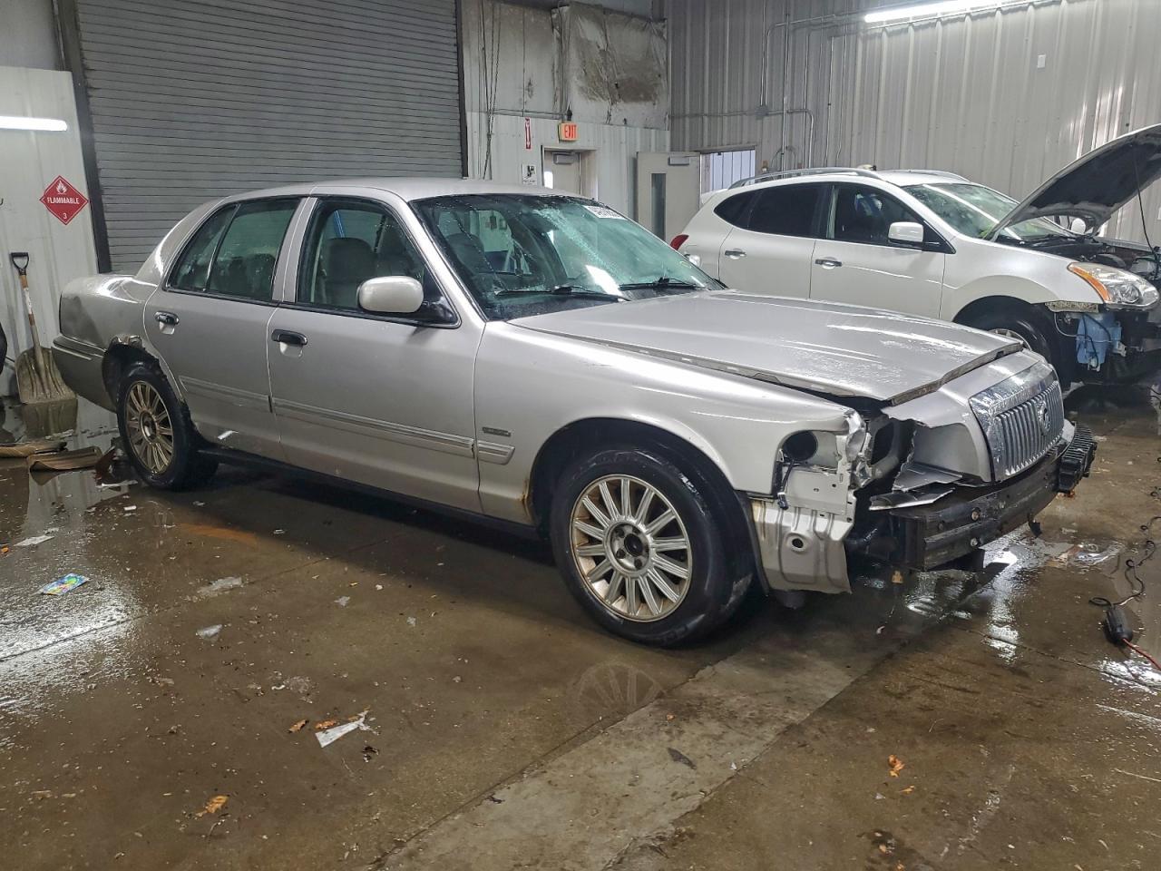 2009 Mercury Grand Marquis Ls - Фото 4