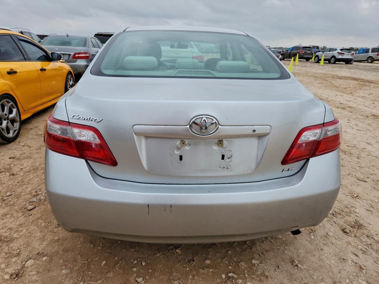 2007 Toyota Camry Le - Image 6
