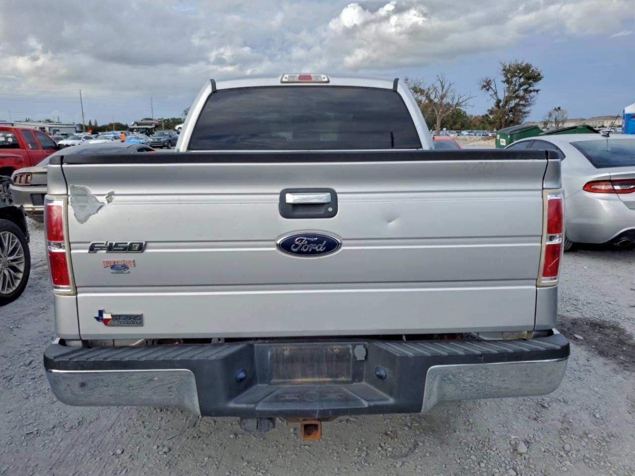 2013 Ford F150 Supercrew - Image 6