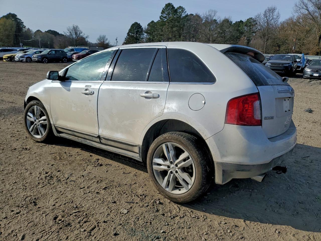 2012 Ford Edge Limited - Image 2