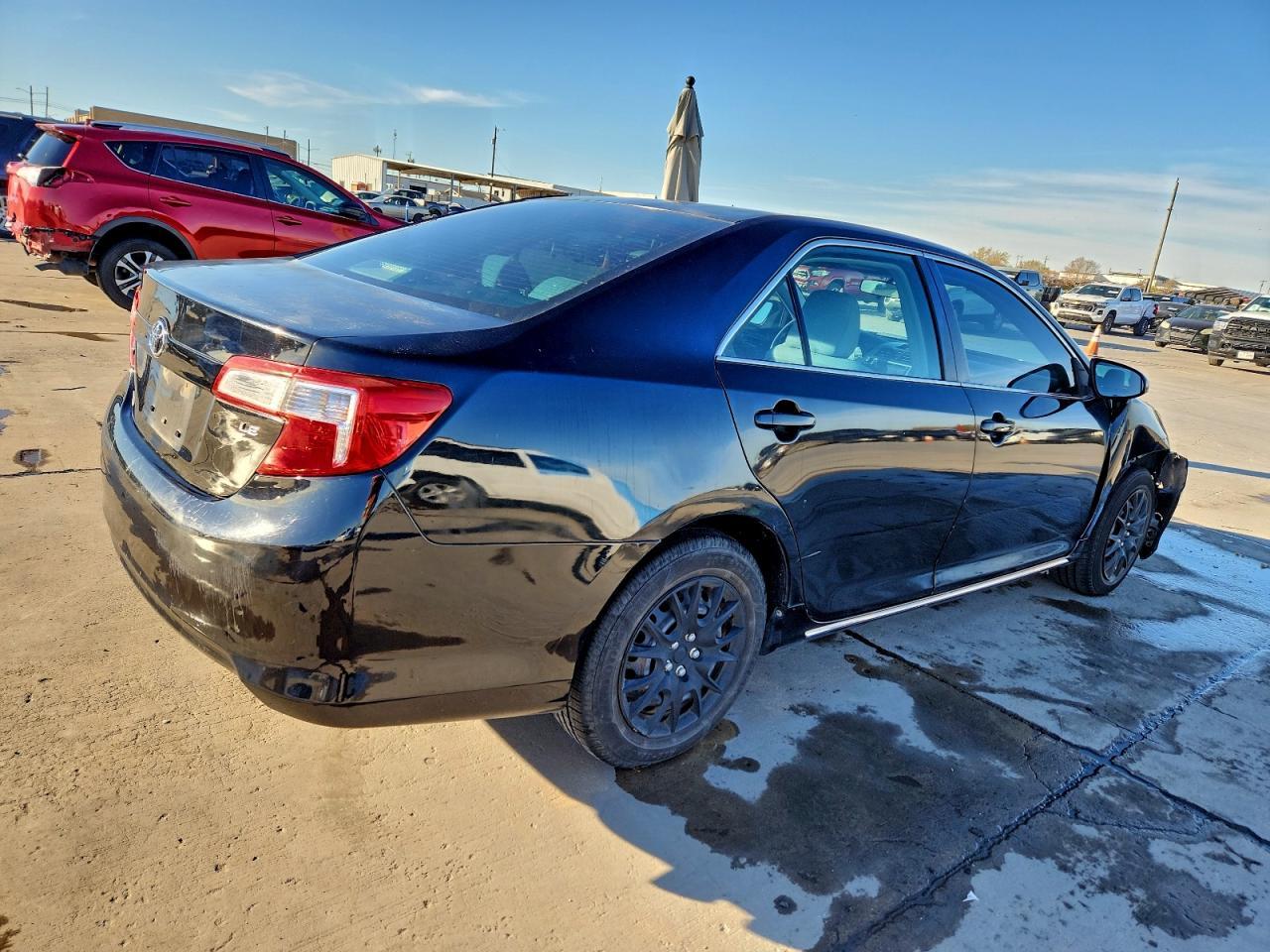 2013 Toyota Camry L - Фото 3