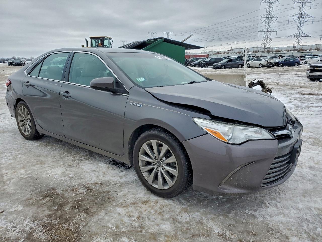 2016 Toyota Camry - Фото 4
