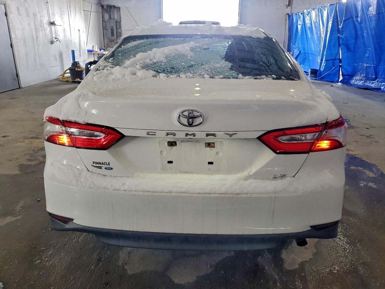 2018 Toyota Camry Le - Image 6