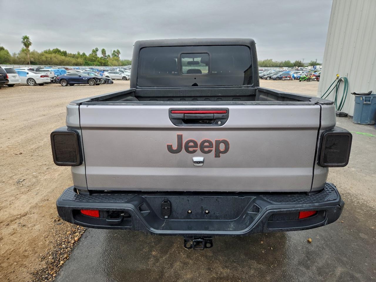 2020 Jeep Gladiator Sport - Фото 6
