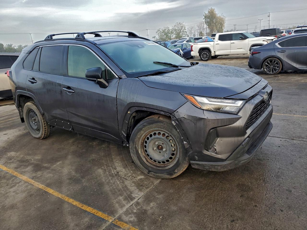 2019 Toyota Rav4 Le - Image 4