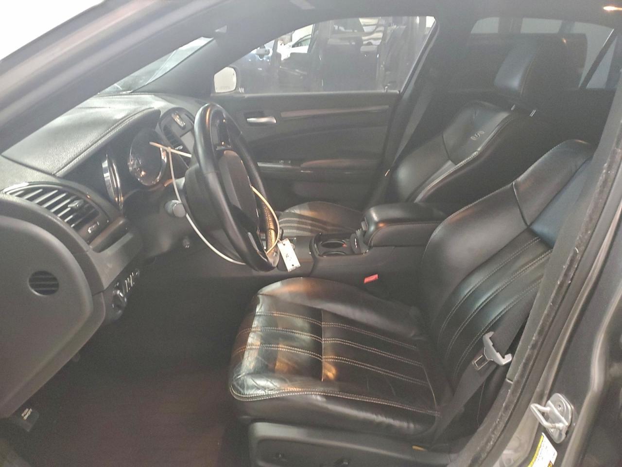 2012 Chrysler 300 S - Image 7