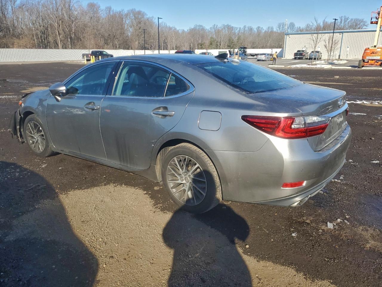 2017 Lexus Es 350 - Image 2