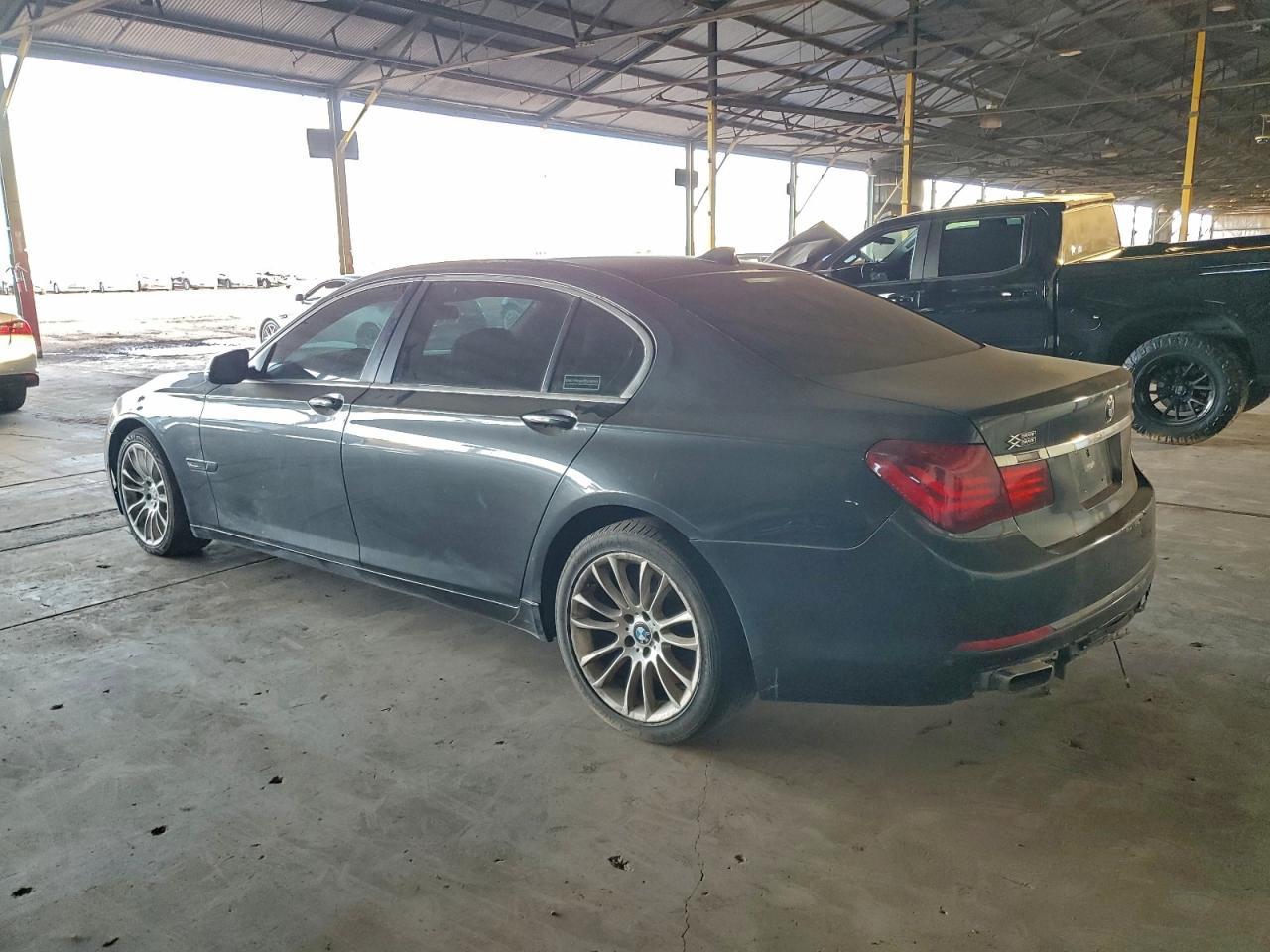 2013 BMW 750 Lxi - Image 2