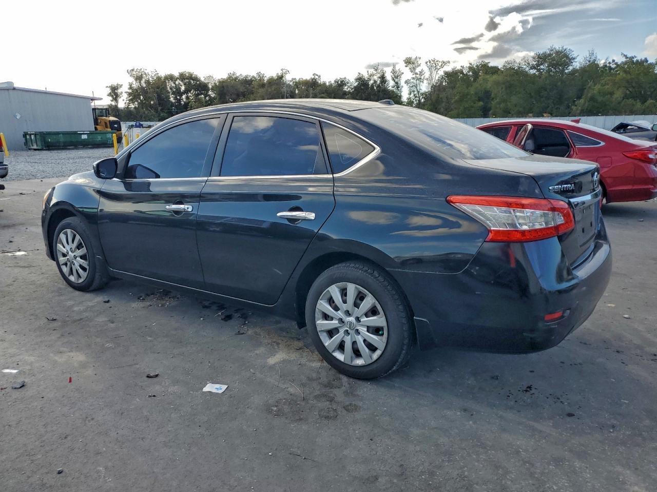 2013 Nissan Sentra S - Фото 2