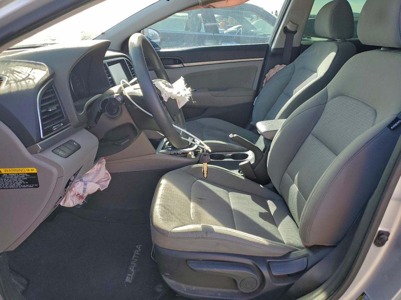 2017 Hyundai Elantra Se - Image 7