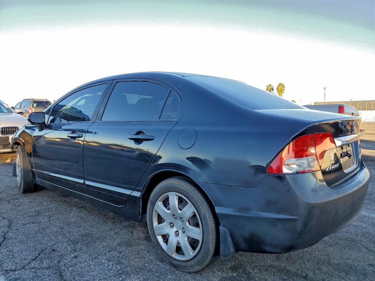 2010 Honda Civic Lx - Image 2