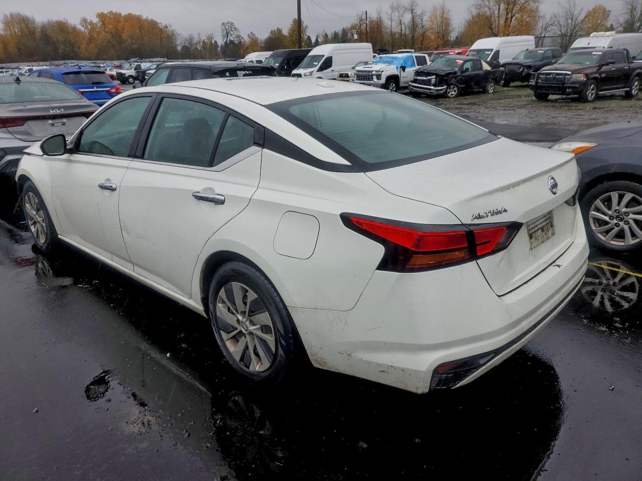 2019 Nissan Altima 2.5 S - Image 2