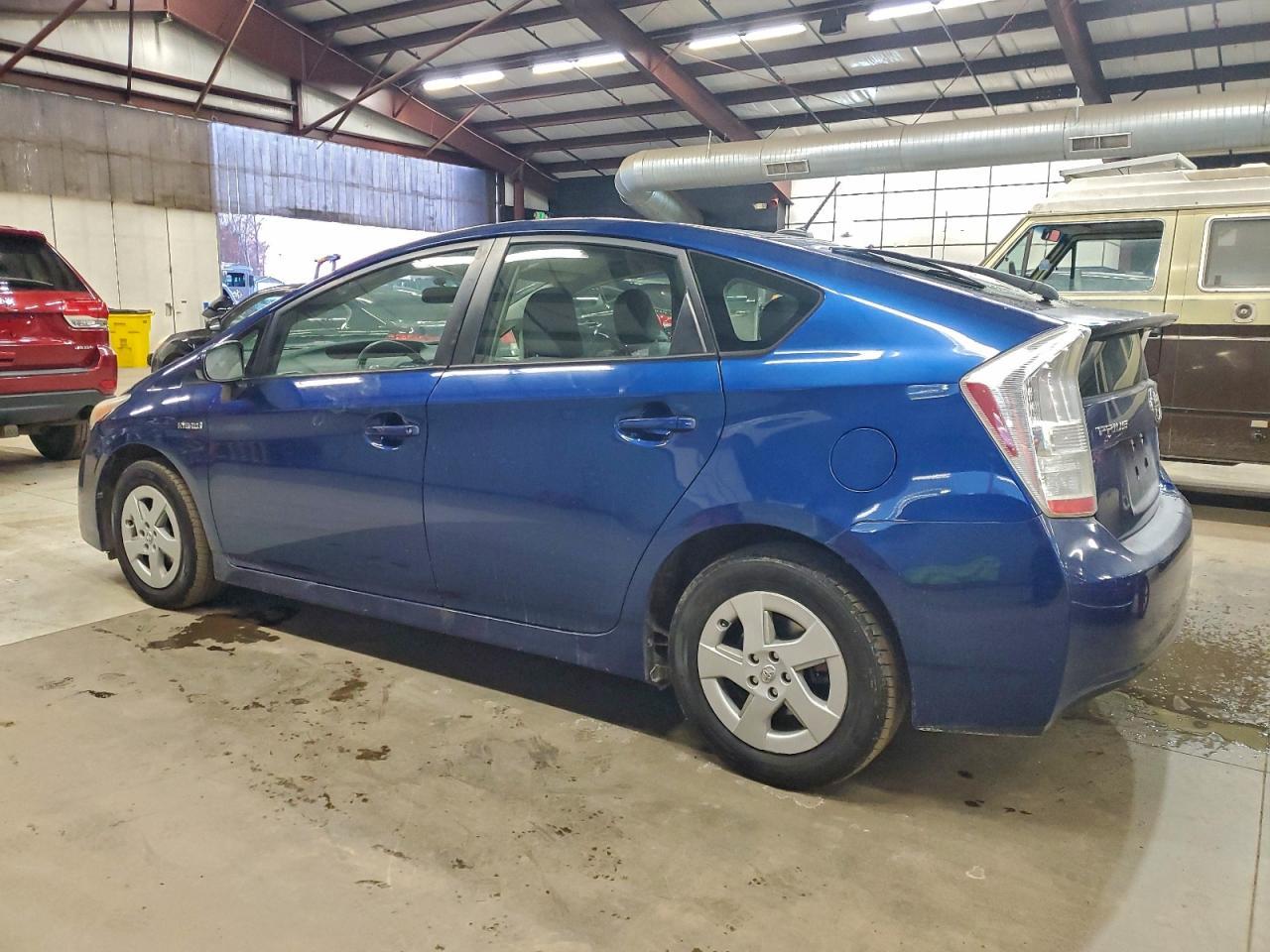 2010 Toyota Prius - Фото 2