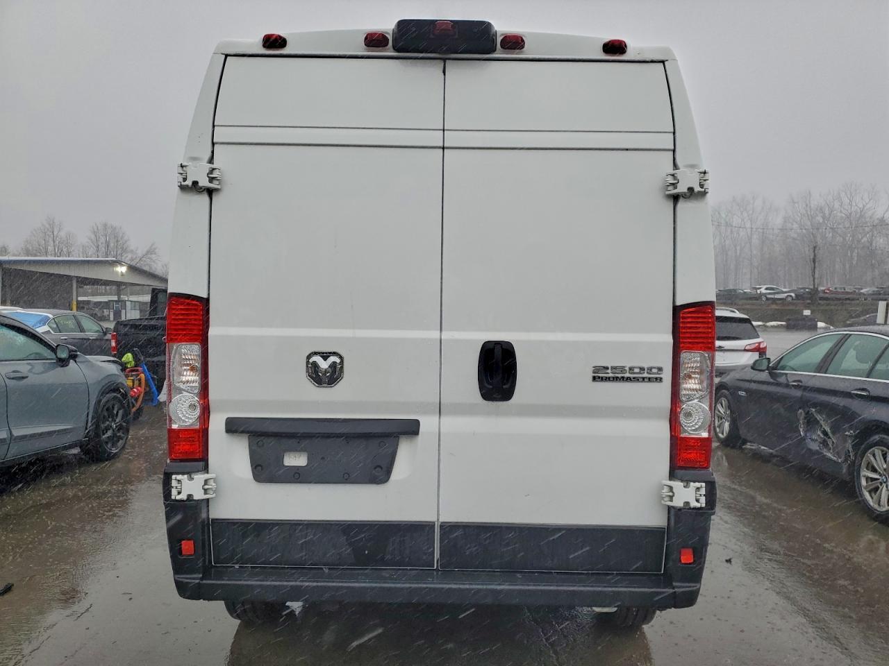 2023 Ram Promaster 2500 Delivery Van - Image 6