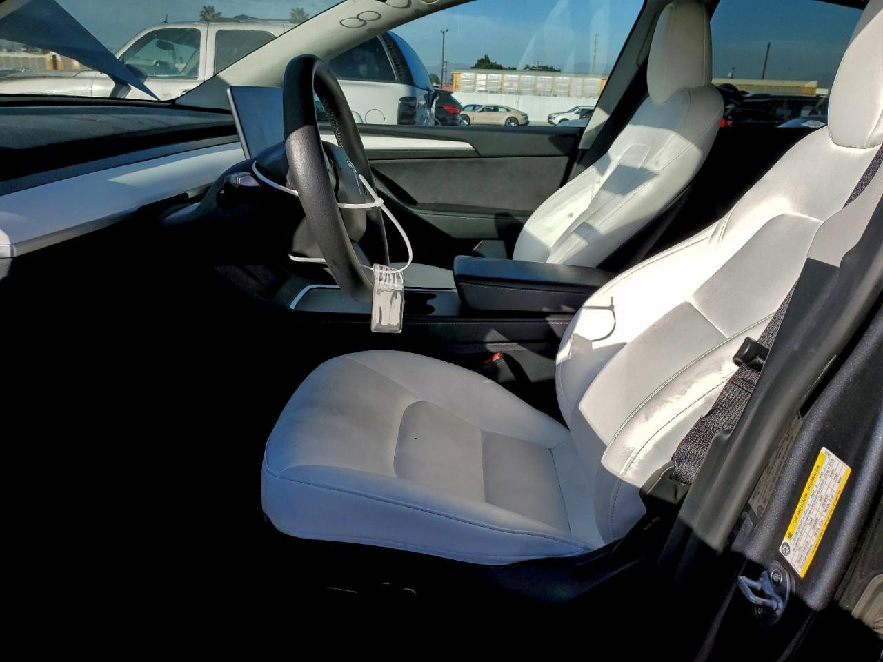 2023 Tesla Model Y - Фото 7