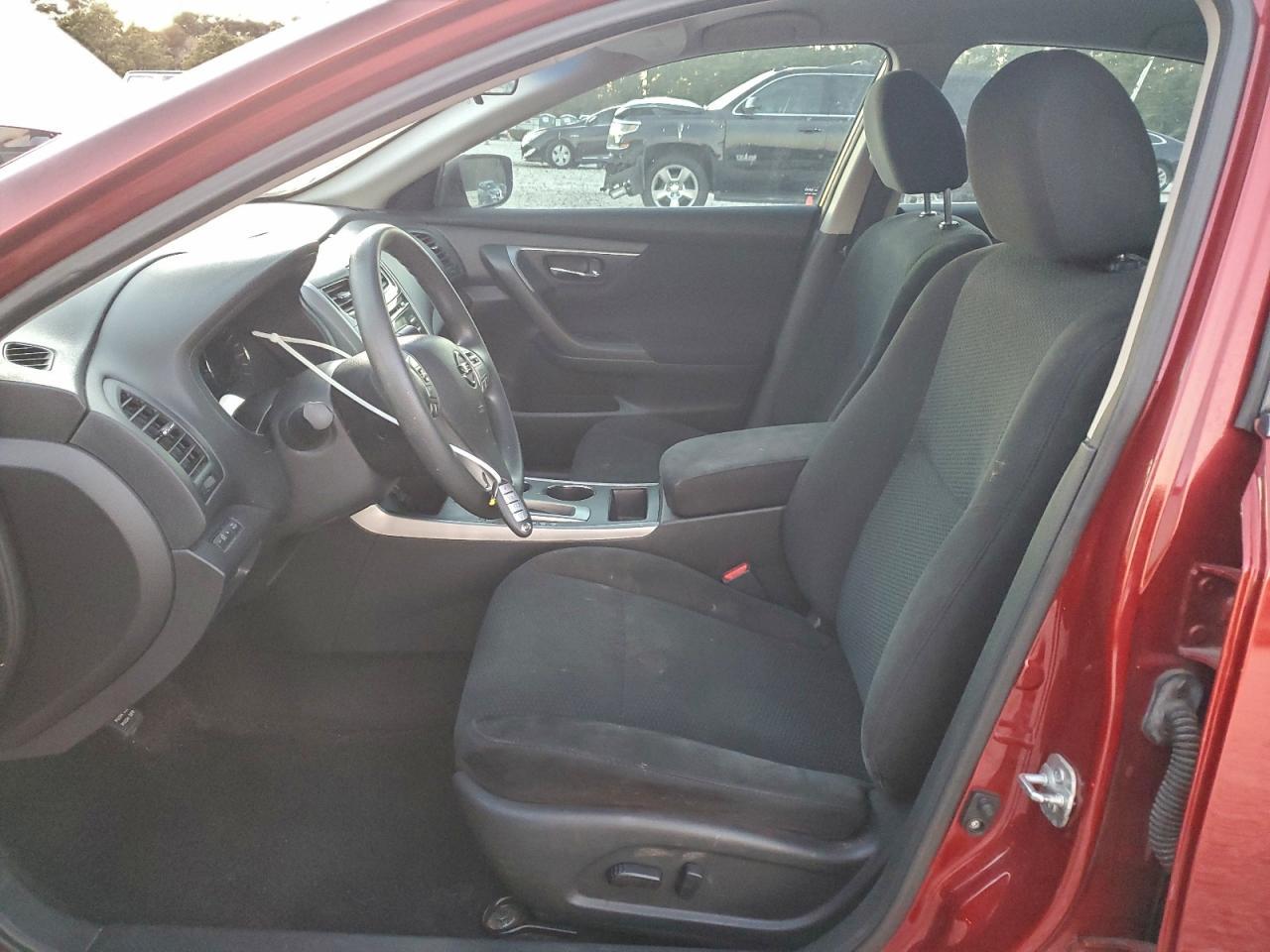 2015 Nissan Altima 2.5 - Фото 7