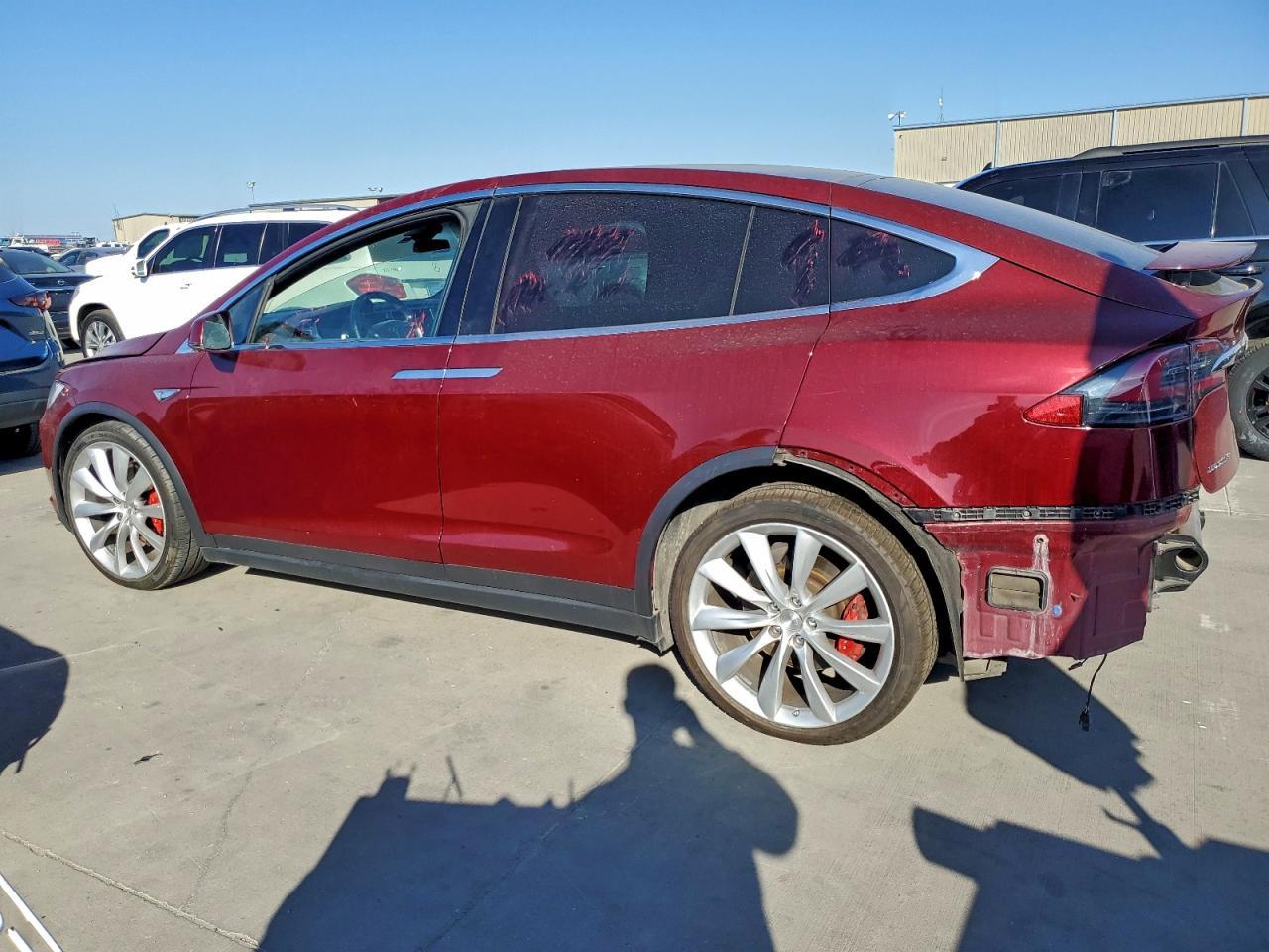 2016 Tesla Model X - Фото 2
