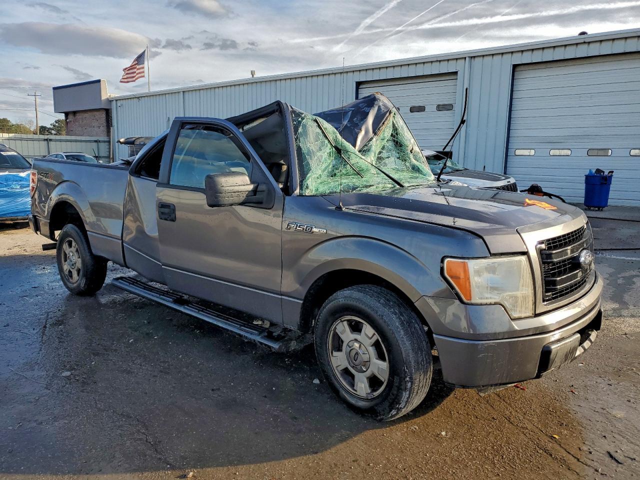 2014 Ford F150 Super Cab - Фото 4