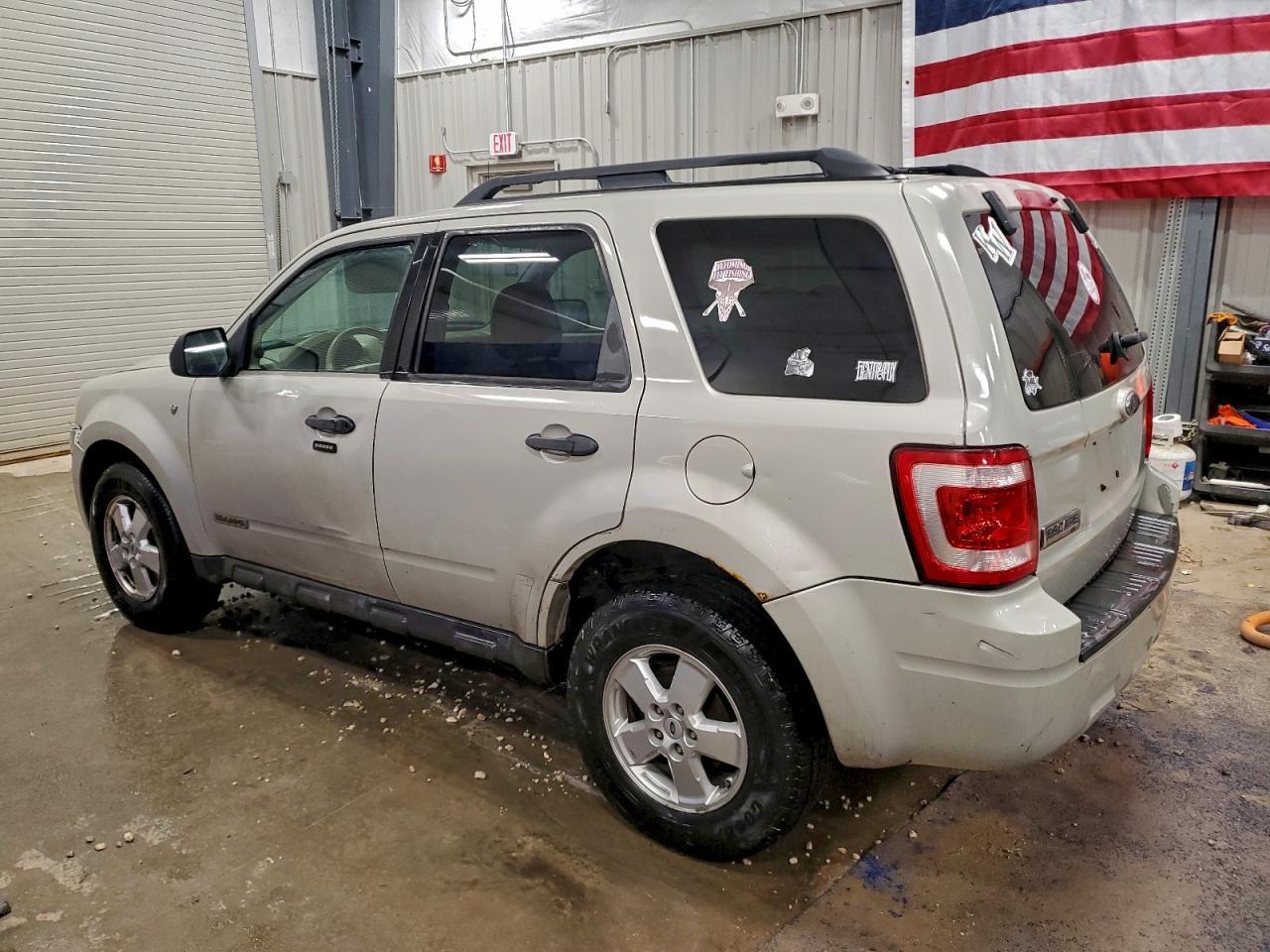 2008 Ford Escape Xlt - Фото 2
